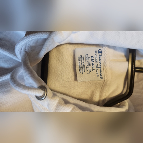 Women's Champion Cropped Sweater - Picture 5 of 5